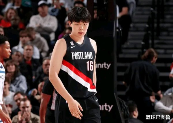 八戒策略 首秀2分1前板超同时期姚明, 杨瀚森能站上NBA舞台本身就是成功